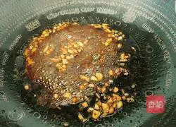 Once the sauce is aromatic and well combined, turn off the heat.