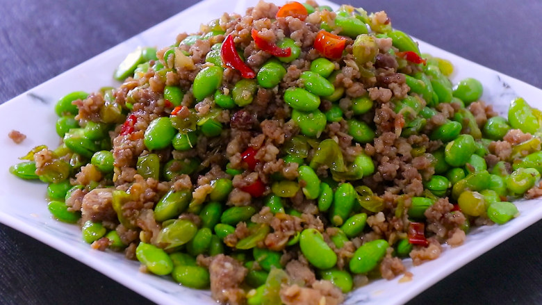 Stir-Fried Edamame with Minced Pork