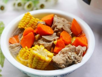 Easy Pork Bone and Corn Soup