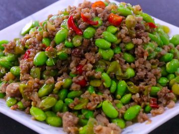 Stir-Fried Edamame with Minced Pork